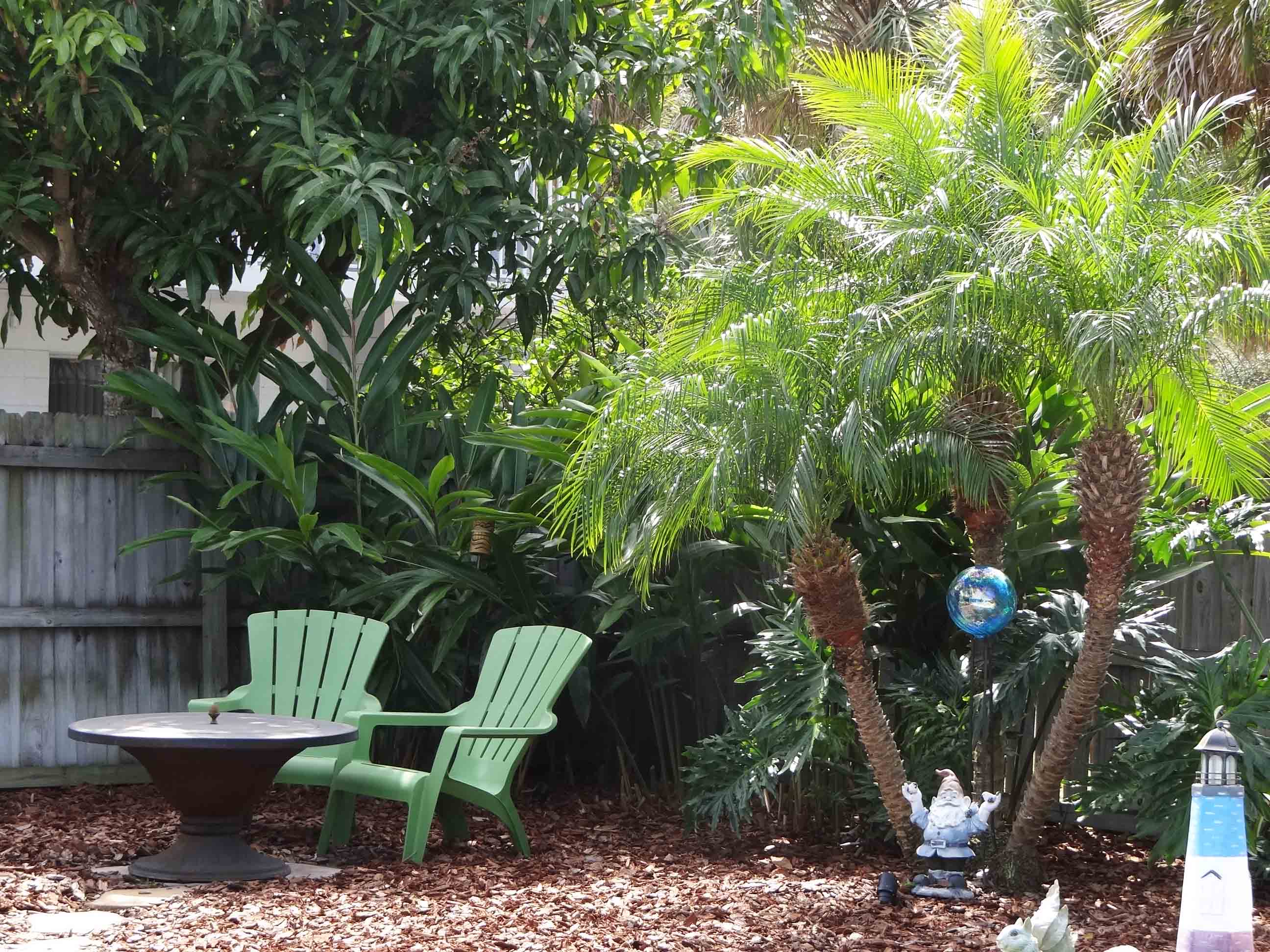 Beachside Gardens, LLC - FIRE PIT SEATING AREA DESIGN