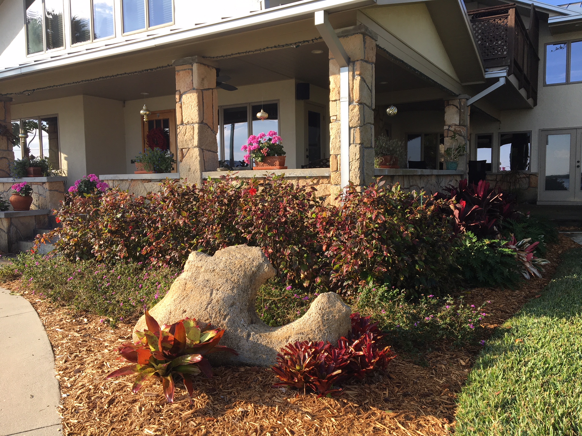 Beachside Gardens, LLC - FRONT FOCAL ROCK