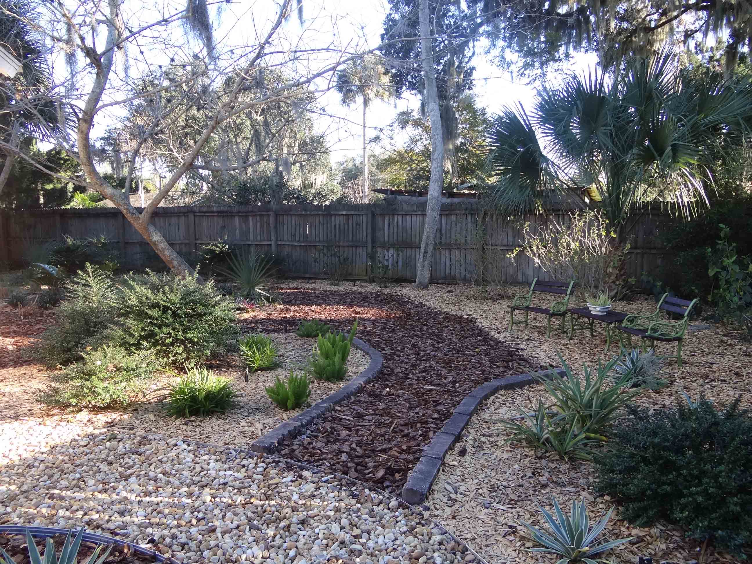 Beachside Gardens, LLC - MULCH CHOICES